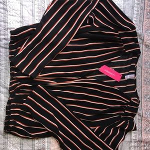 Long sleeve striped crop top